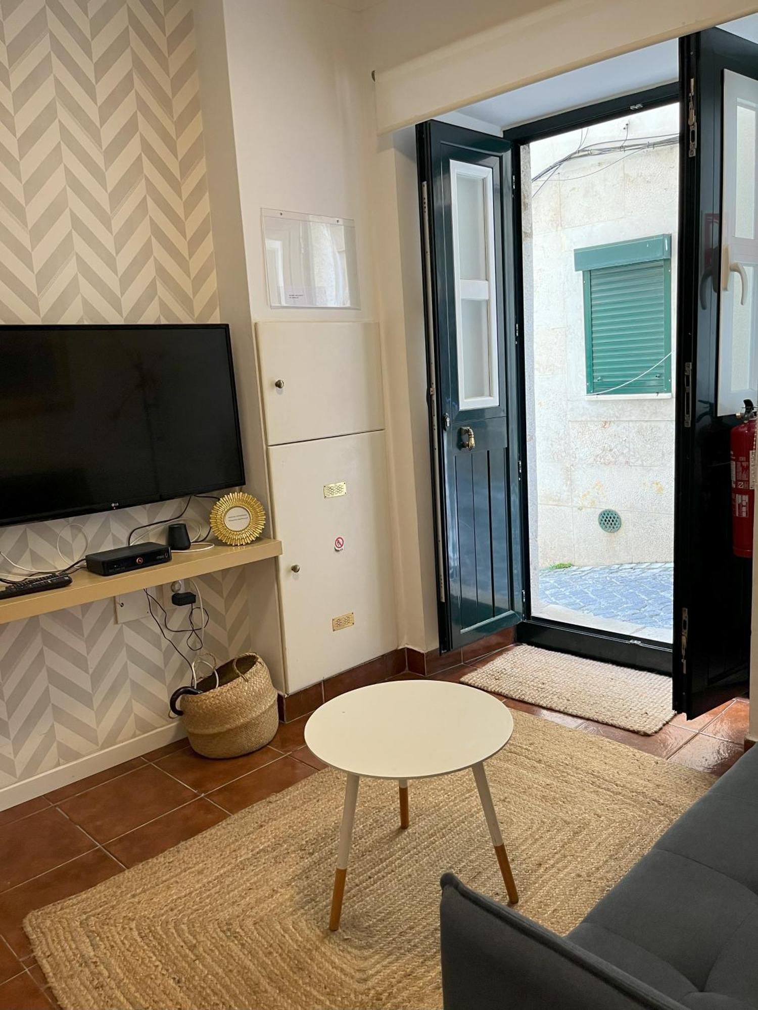 Regueira Gold Com Terraco Apartment Lisbon Exterior photo